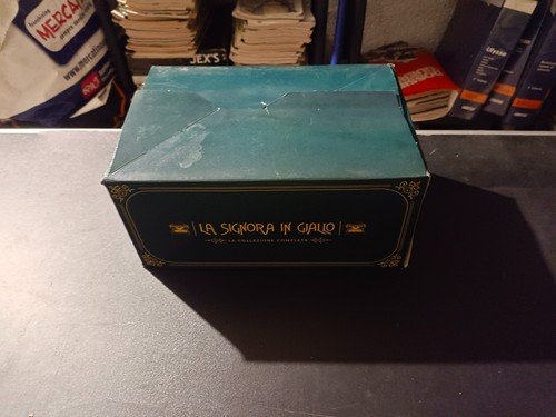 Signora giallo cofanetto - la,